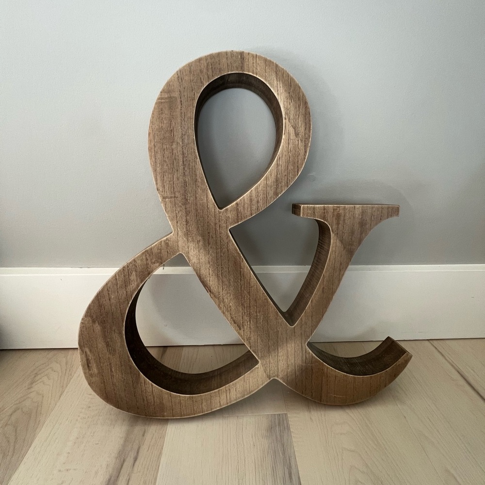 Wooden Ampersand Decor